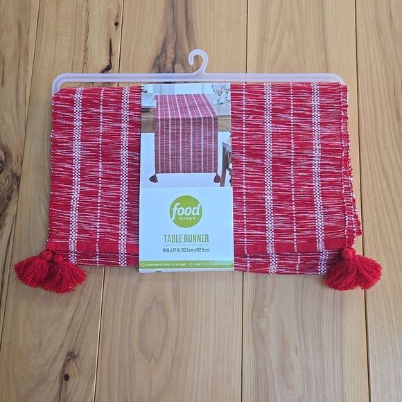 FOOD NETWORK TABLE RUNNER, RIBBED RED STRIPED WITH TASSLES - NEW - Picture 1 of 8